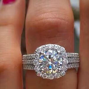 Halo Engagement Ring Zerconia